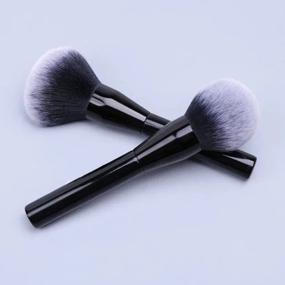 1Pc Black Soft Makeup Brush – Large Powder & Blush Foundation Brush