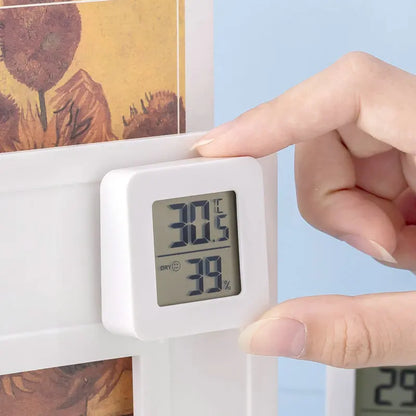 LCD Digital Thermometer Hygrometer – Wall-Mounted Temperature & Humidity Gauge